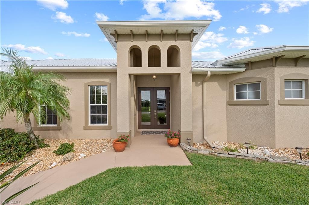 2529 SW 23rd PL CAPE CORAL, FL 33914