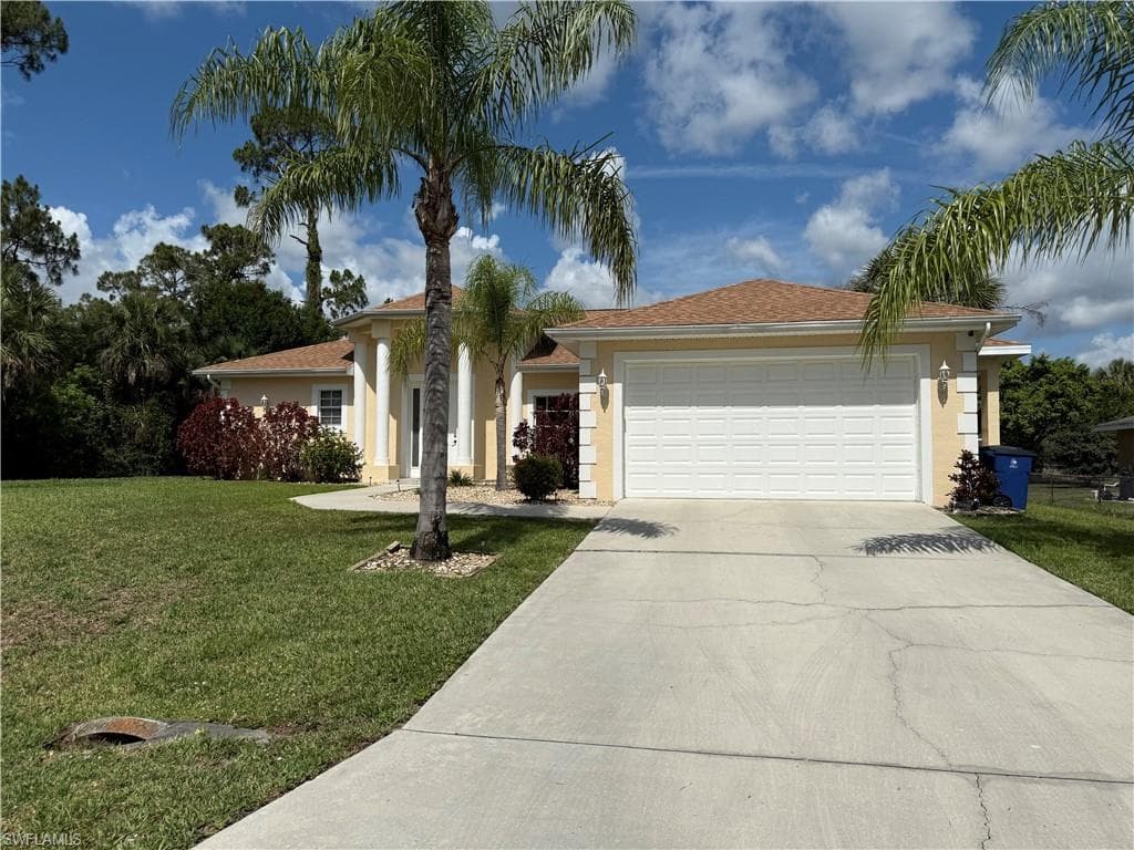511 Hamilton AVE LEHIGH ACRES, FL 33972