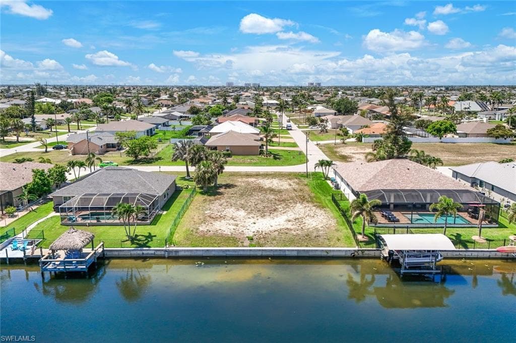 1227 37th ST CAPE CORAL, FL 33914