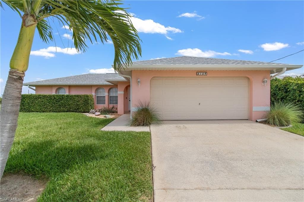 2109 NE 17th ST CAPE CORAL, FL 33909