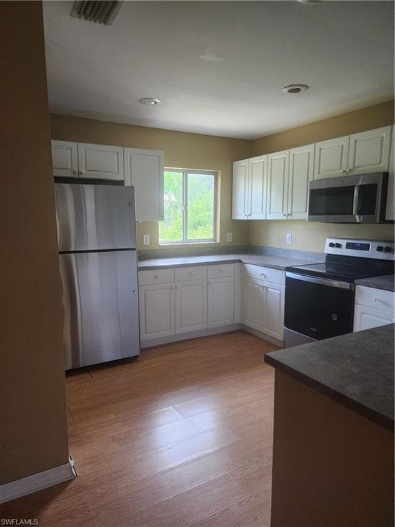 647 Dubarry AVE S LEHIGH ACRES, FL 33974