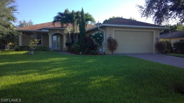1009 SW 33rd TER CAPE CORAL, FL 33914