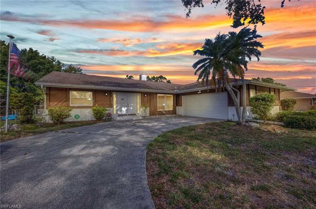 6916 Rex LN SARASOTA, FL 34243