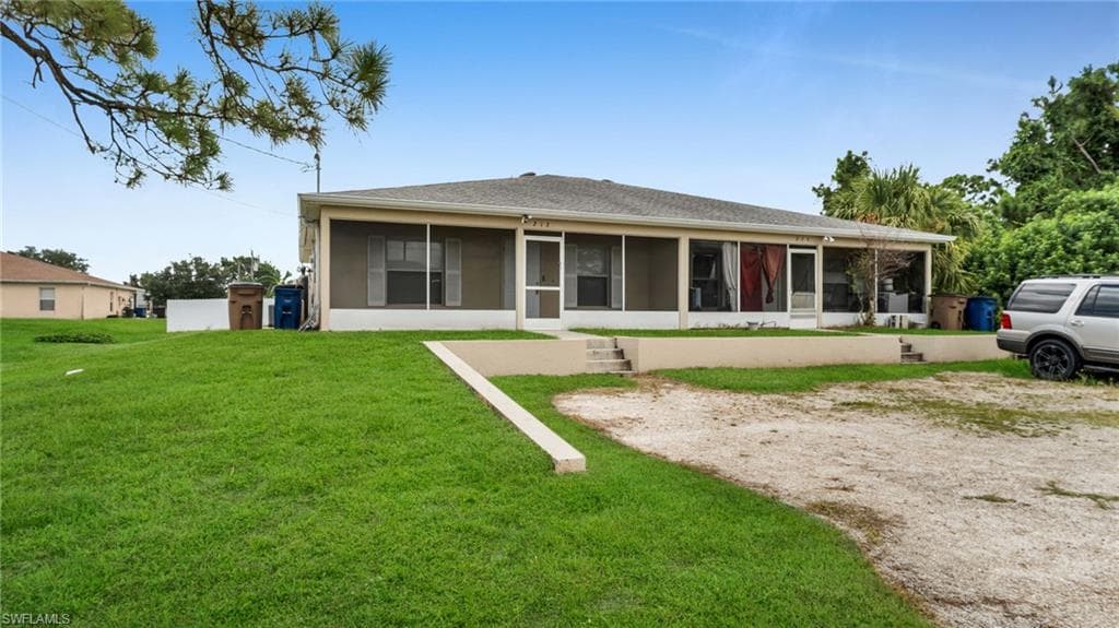 213 Homer AVE S LEHIGH ACRES, FL 33973