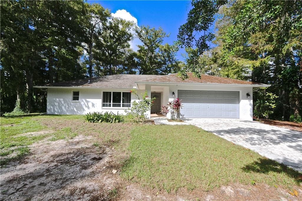 5461 Boxwood WAY NAPLES, FL 34116