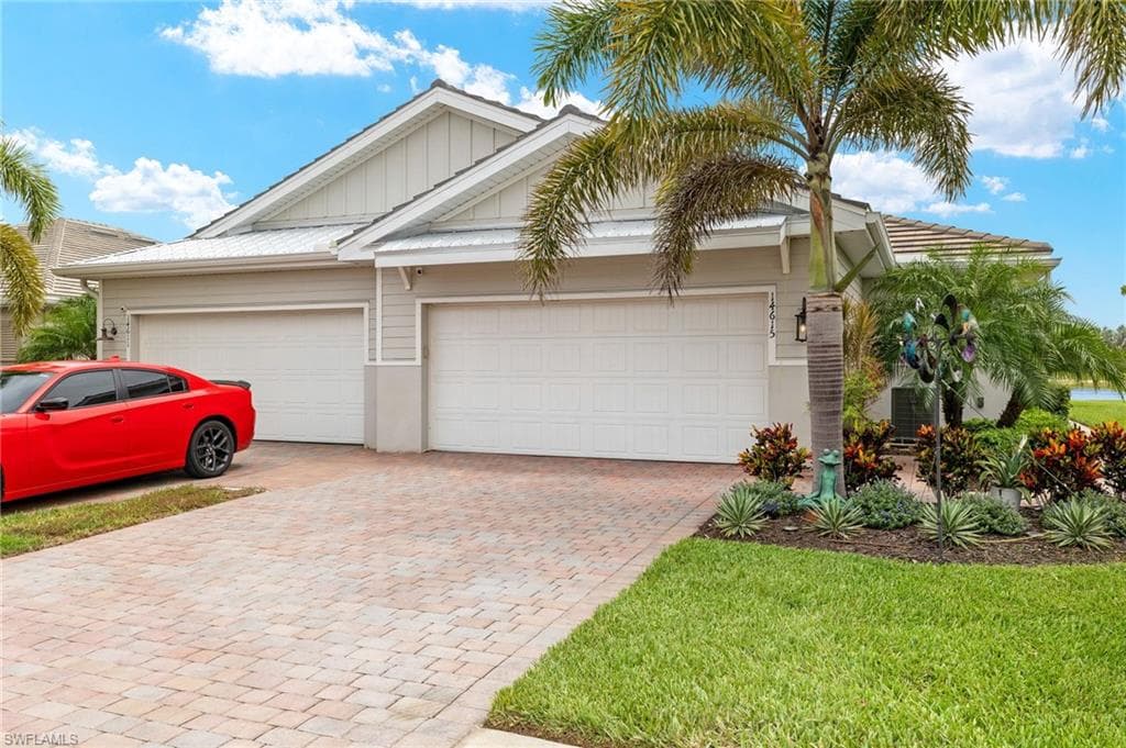 14615 Edgewater CIR NAPLES, FL 34114