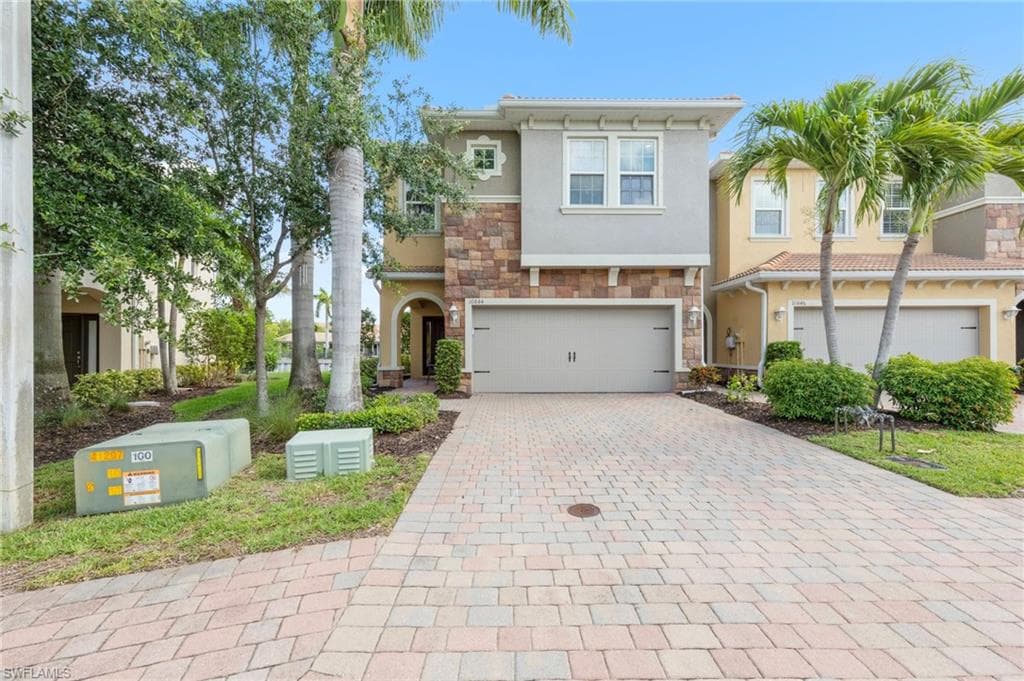 10844 Alvara Point DR BONITA SPRINGS, FL 34135