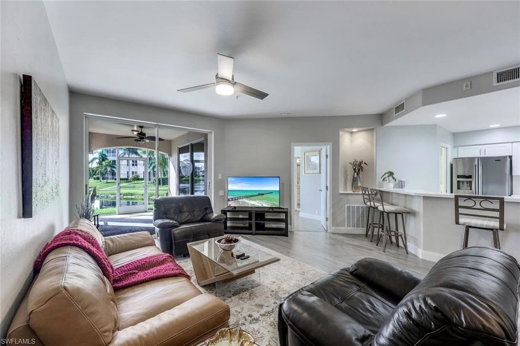 9150 Southmont CV 107 FORT MYERS, FL 33908