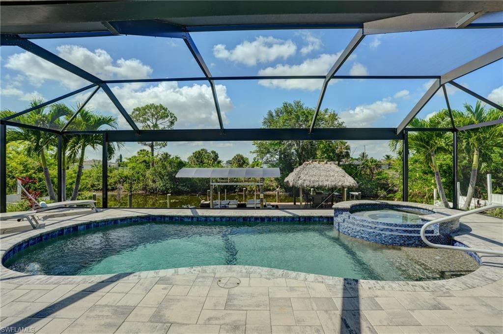 2142 NE 27th TER CAPE CORAL, FL 33909