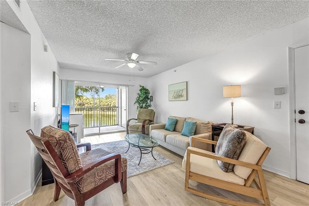8851 Colonnades CT W 126 BONITA SPRINGS, FL 34135