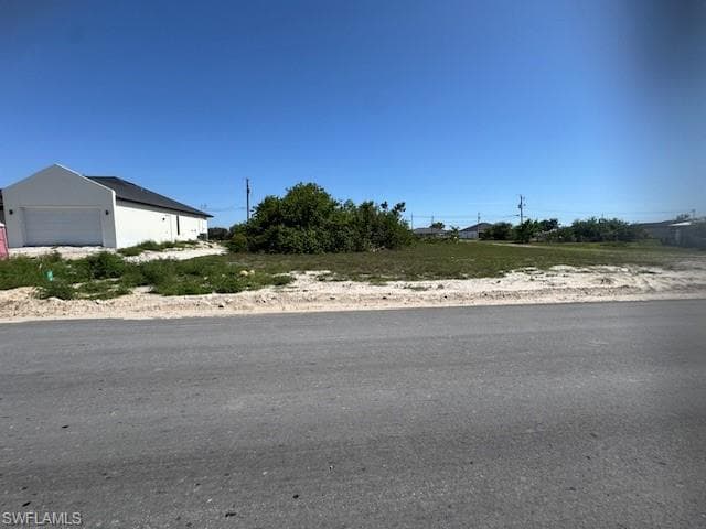 1400 NE 15th LN CAPE CORAL, FL 33909
