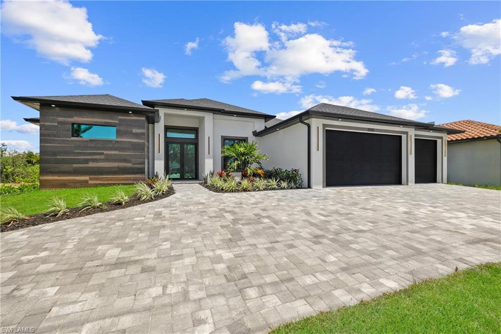 2505 Surfside BLVD CAPE CORAL, FL 33914
