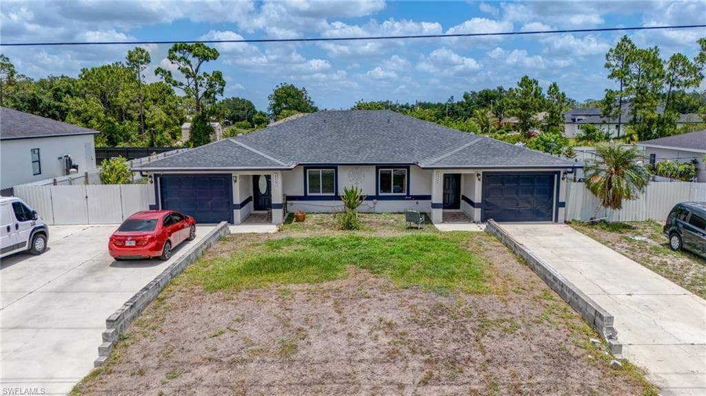4520 Douglas LN LEHIGH ACRES, FL 33973