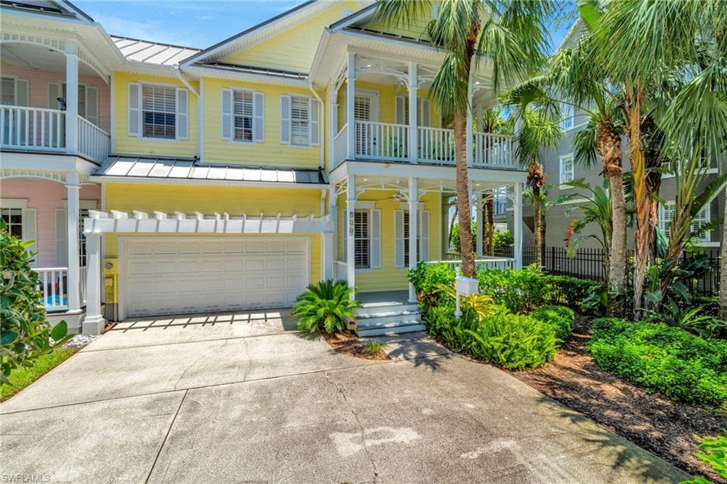 936 Hemingway CIR TAMPA, FL 33602