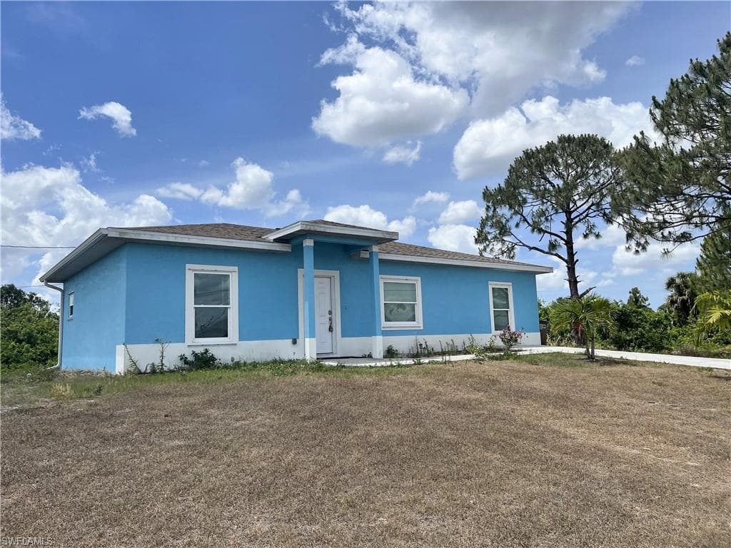 3000 SUNSHINE BLVD S LEHIGH ACRES, FL 33976