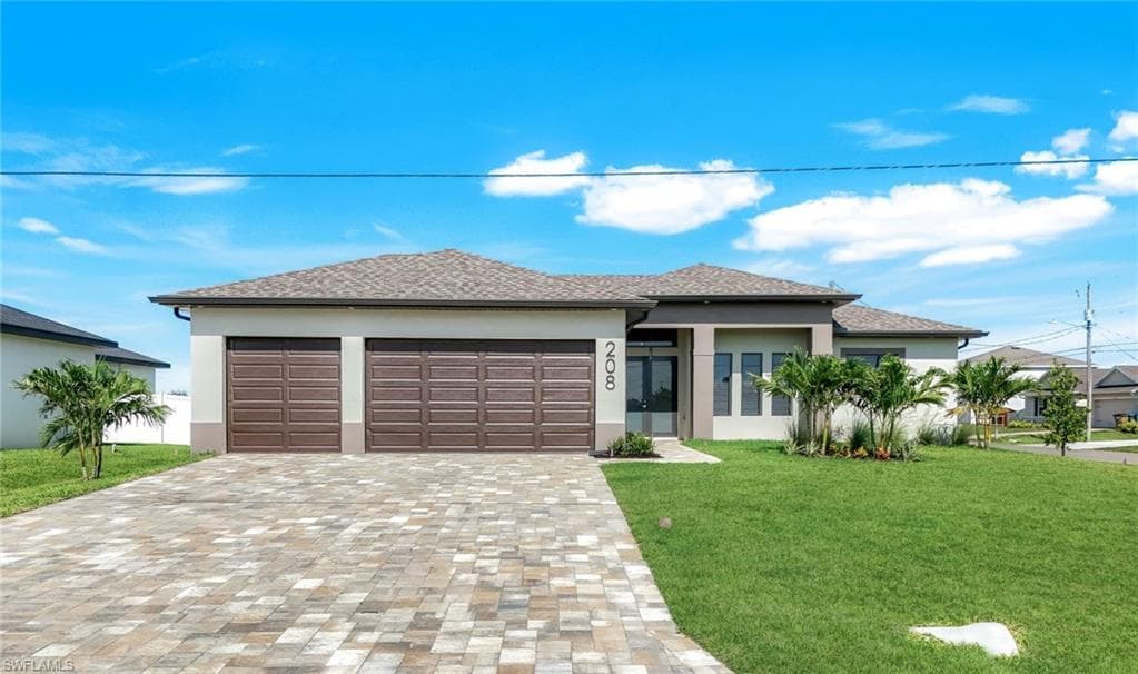 208 SW 29th AVE CAPE CORAL, FL 33991