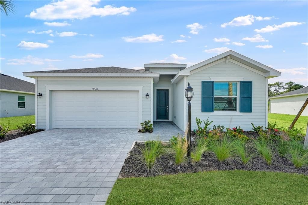 17581 Saddleback LOOP NORTH FORT MYERS, FL 33917