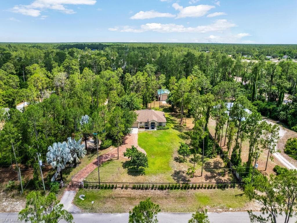 2390 27th AVE NE NAPLES, FL 34120