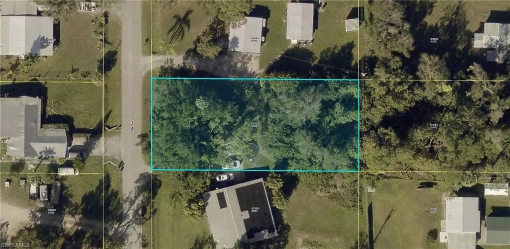 2744 Winona DR NORTH FORT MYERS, FL 33917