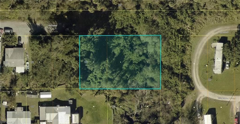 421 San Jose ST NORTH FORT MYERS, FL 33903
