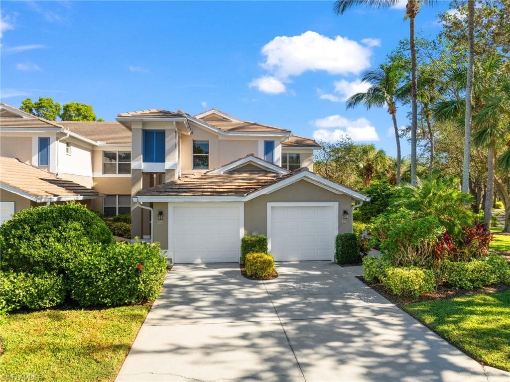 784 Carrick Bend CIR 103 NAPLES, FL 34110