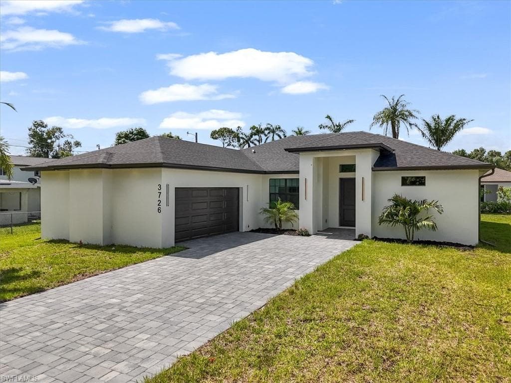 3726 Lora ST FORT MYERS, FL 33916