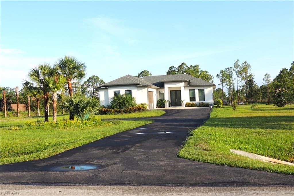 3724 56th AVE NE NAPLES, FL 34120