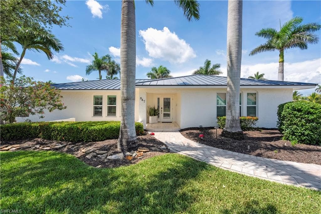 947 S Town And River DR FORT MYERS, FL 33919