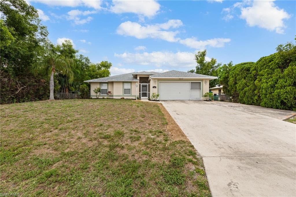 206 SE 12th TER CAPE CORAL, FL 33990