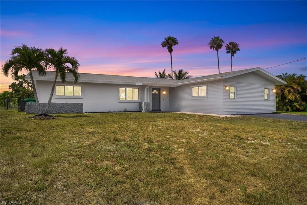 1206 NE 4th TER CAPE CORAL, FL 33909
