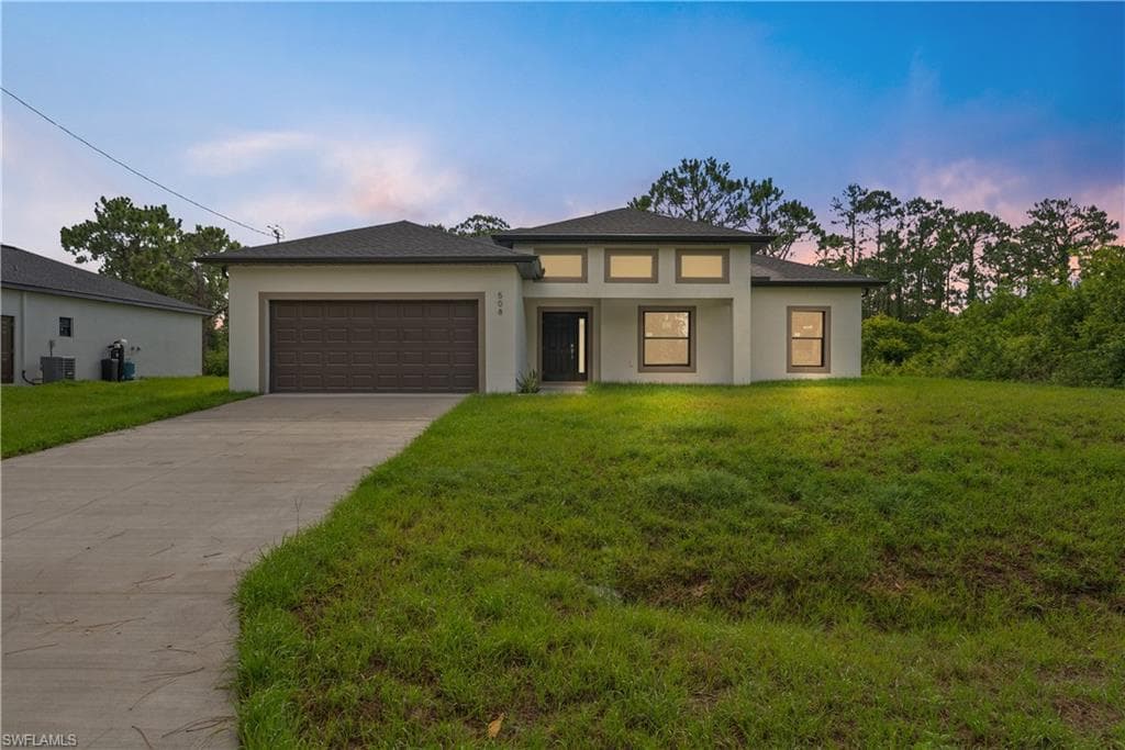 508 Redwood AVE S LEHIGH ACRES, FL 33974