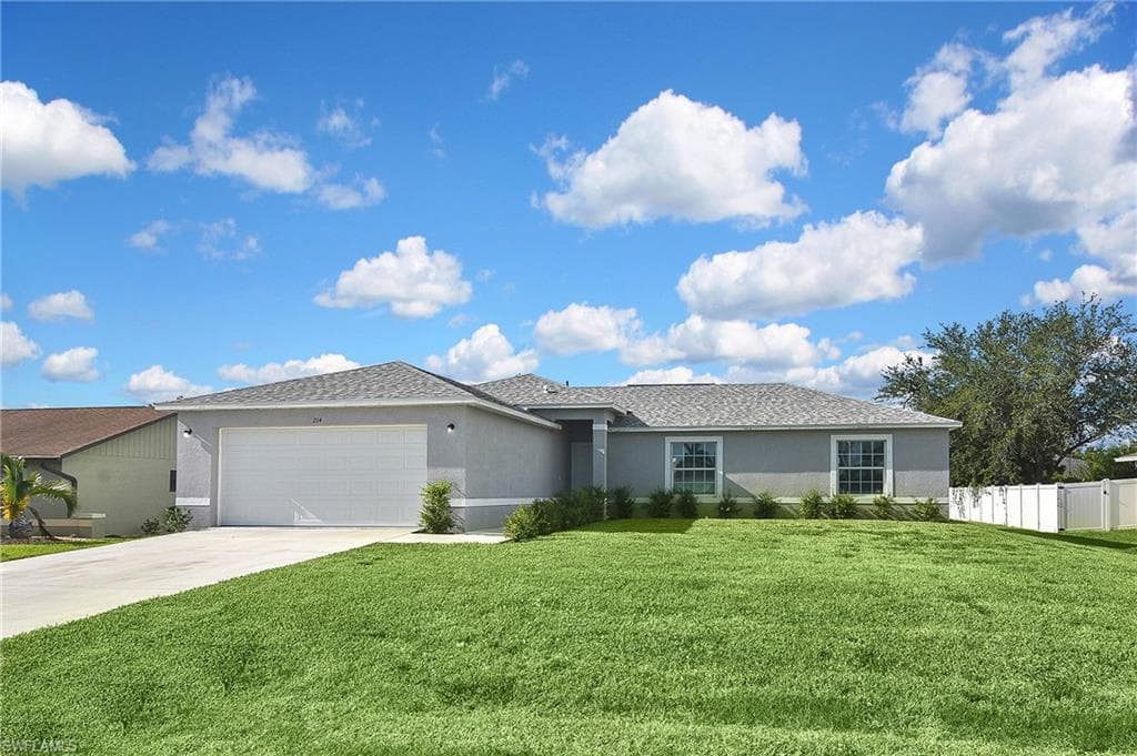 214 SW 38th TER CAPE CORAL, FL 33914