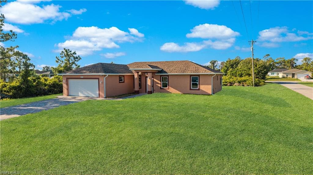 3113 68th ST W LEHIGH ACRES, FL 33971