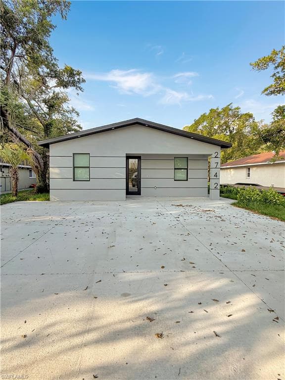 2742 Orange ST FORT MYERS, FL 33916