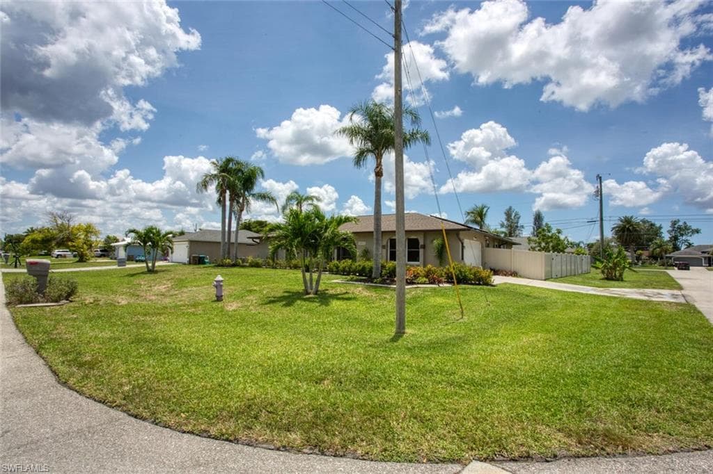 1918 NE 3rd ST CAPE CORAL, FL 33909