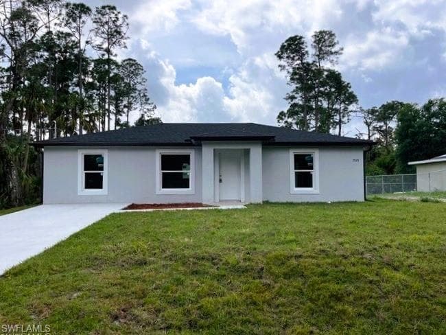 3523 49th ST W LEHIGH ACRES, FL 33971