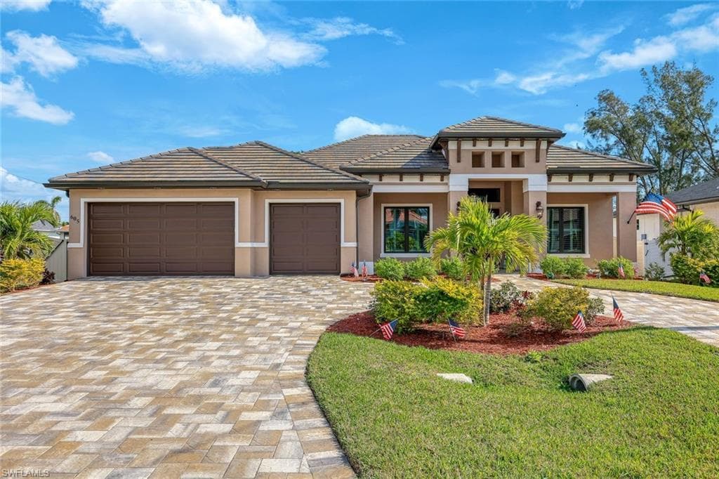 605 SW 39th AVE CAPE CORAL, FL 33991