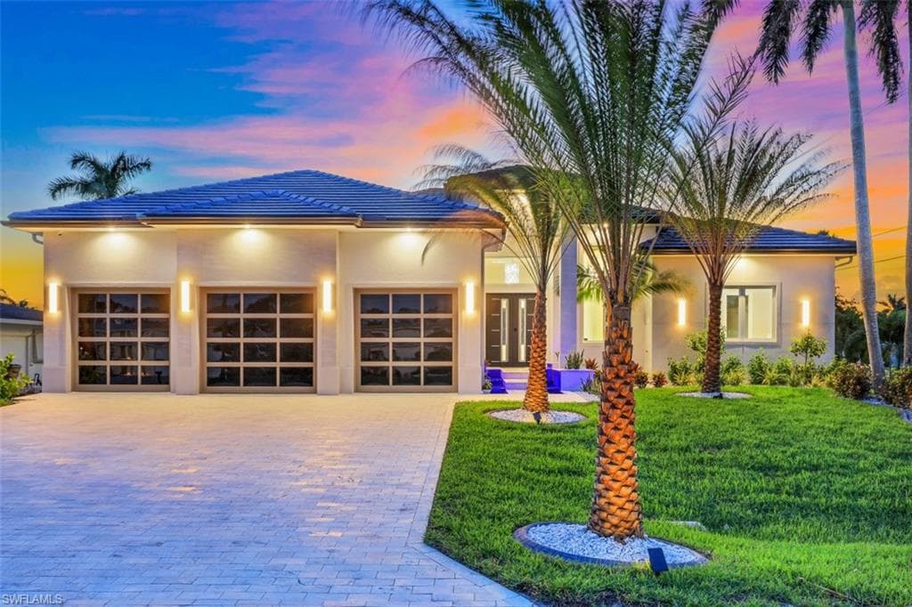 5302 Malaluka CT CAPE CORAL, FL 33904