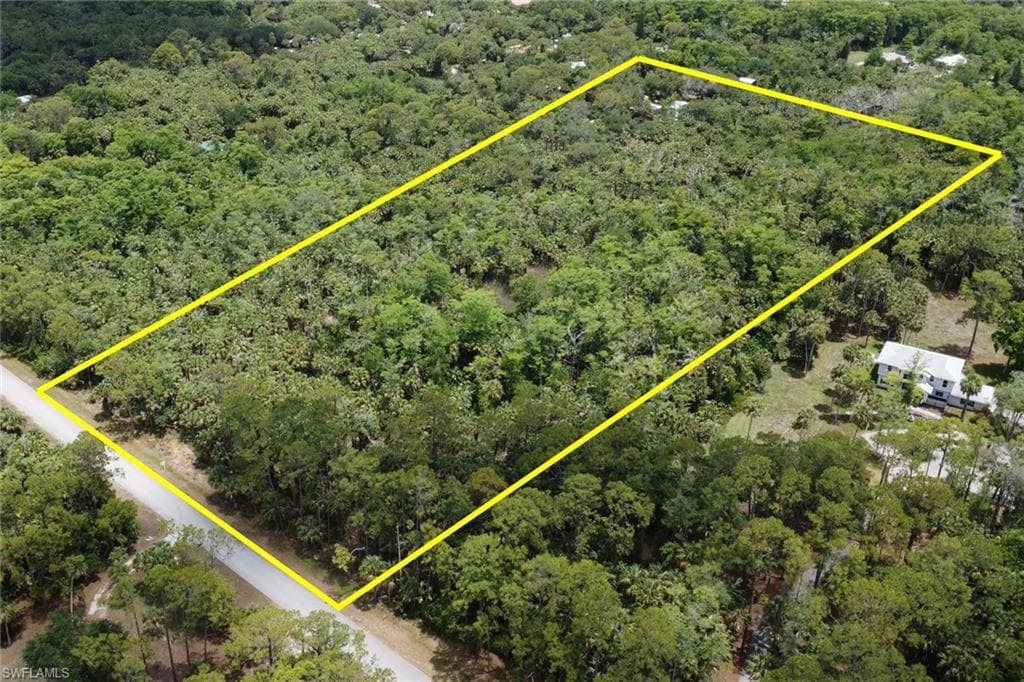 530 14th AVE NW NAPLES, FL 34120