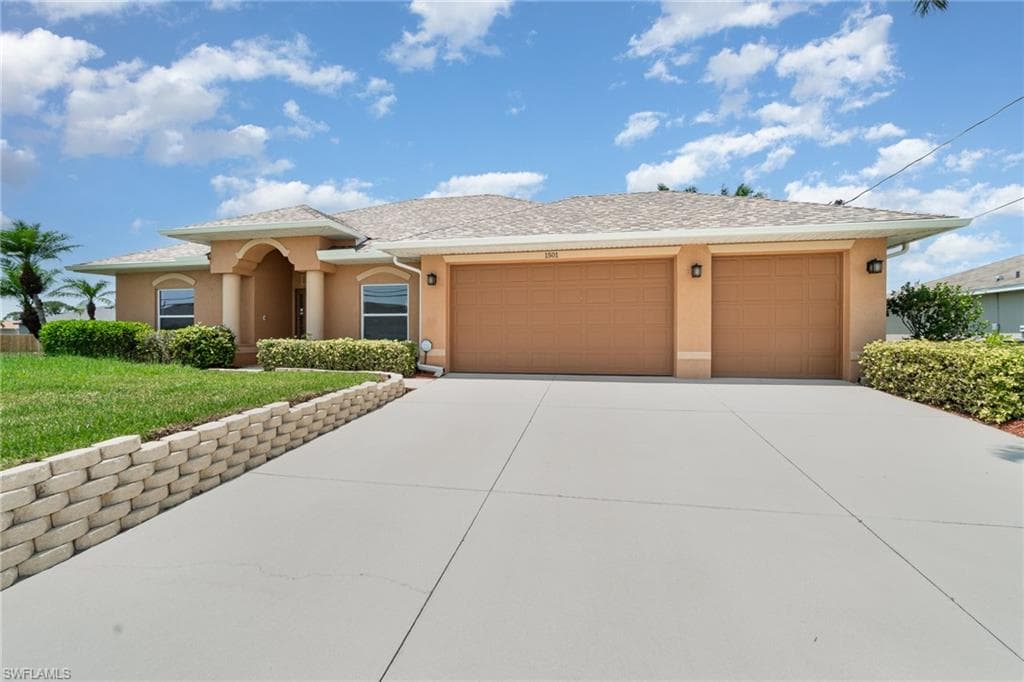 1501 NW 13th ST CAPE CORAL, FL 33993