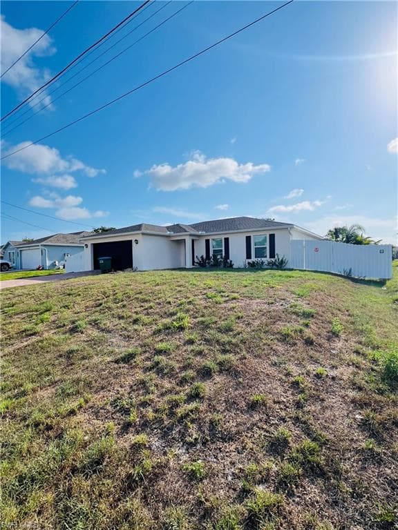 1712 NW 15th AVE CAPE CORAL, FL 33993