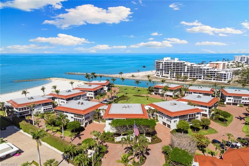 2203 Gulf Shore BLVD N E1 NAPLES, FL 34102
