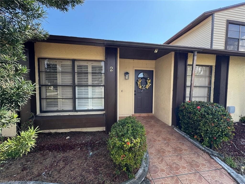 618 SE 12th CT 2 CAPE CORAL, FL 33990
