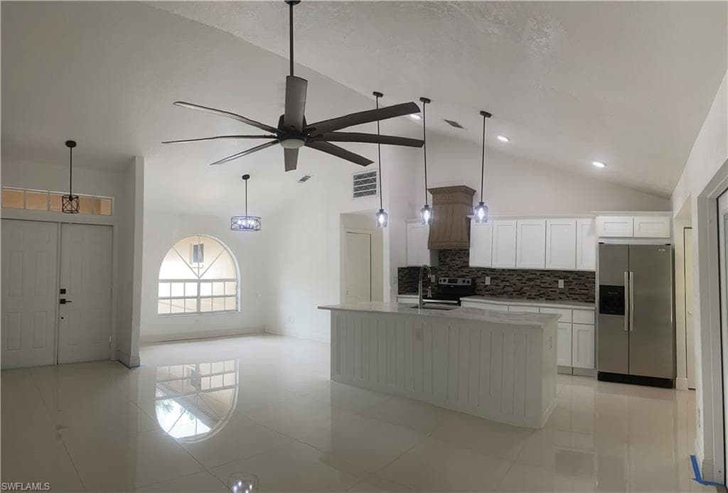 1640 8th ST NE NAPLES, FL 34120