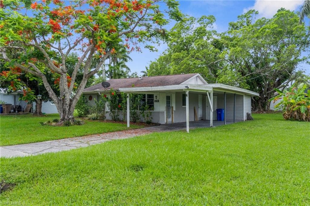 322 New York DR FORT MYERS, FL 33905