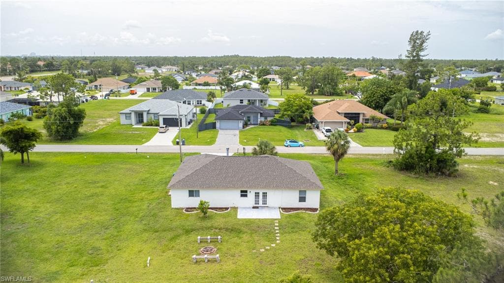 2301 NE 35th ST CAPE CORAL, FL 33909