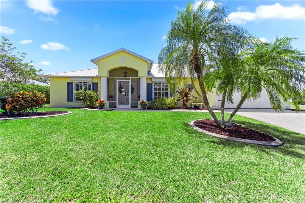 516 SE 14th TER CAPE CORAL, FL 33990
