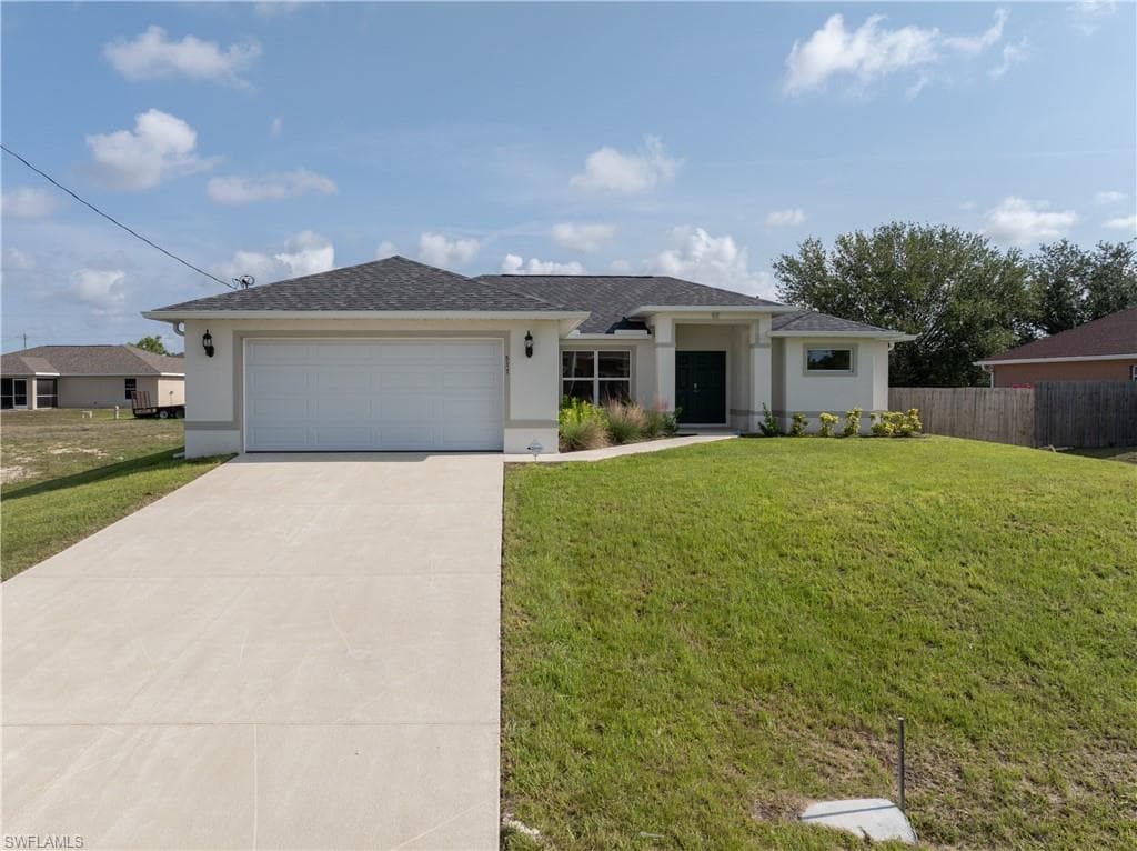 537 NW 14th TER CAPE CORAL, FL 33993