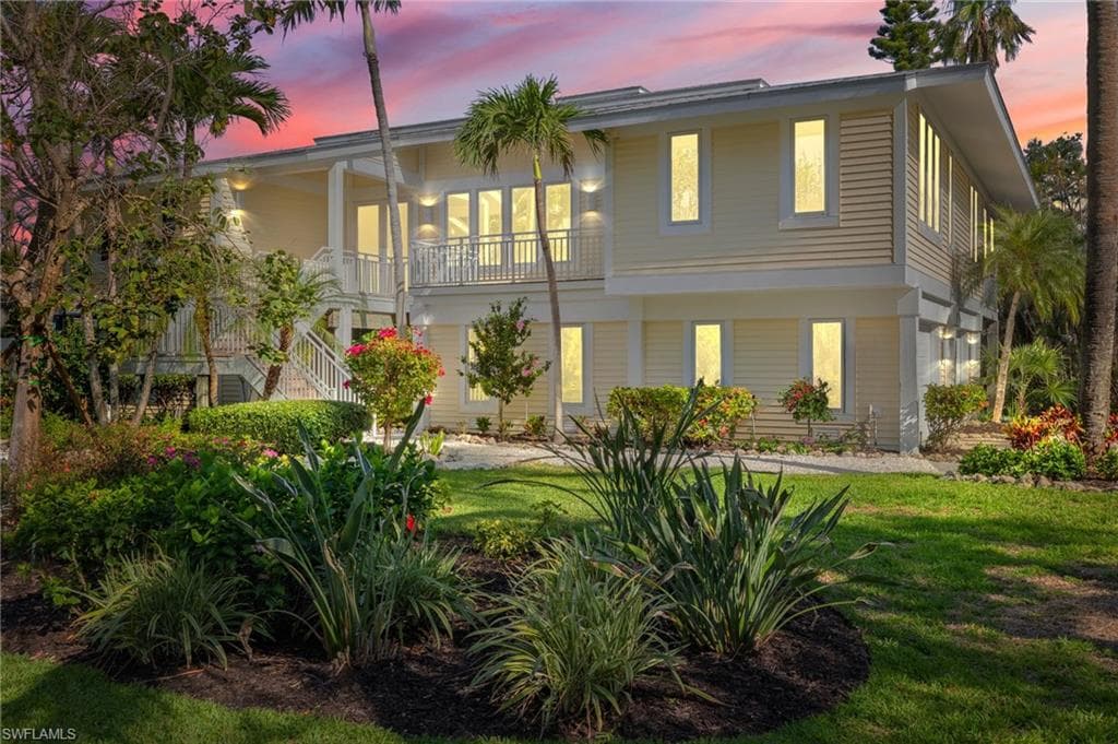 2681 Coconut DR SANIBEL, FL 33957