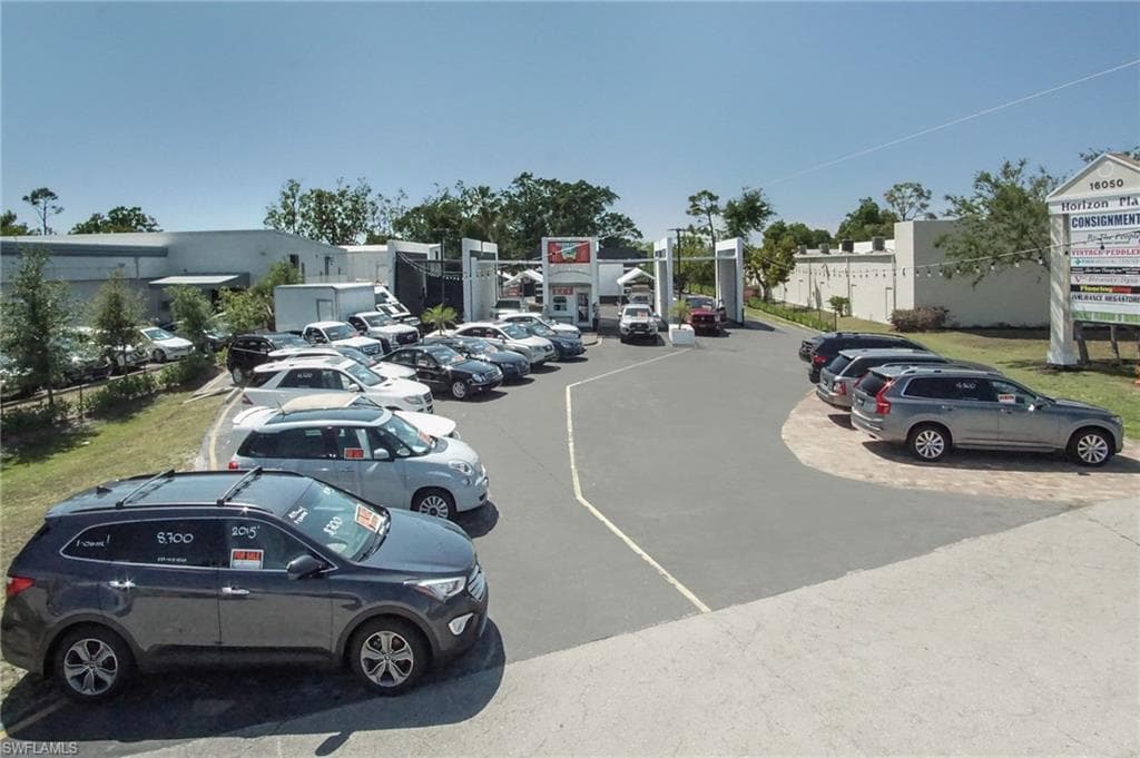 16070 Tamiami TRL FORT MYERS, FL 33908